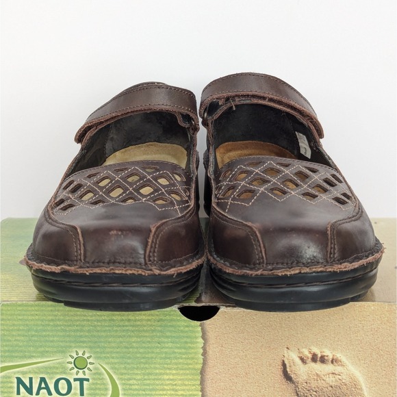 NAOT Shoes Bramble Brown Leather Mary Jane Cutout Flats Womens Size 38 EU 7.5 US - Picture 11 of 16
